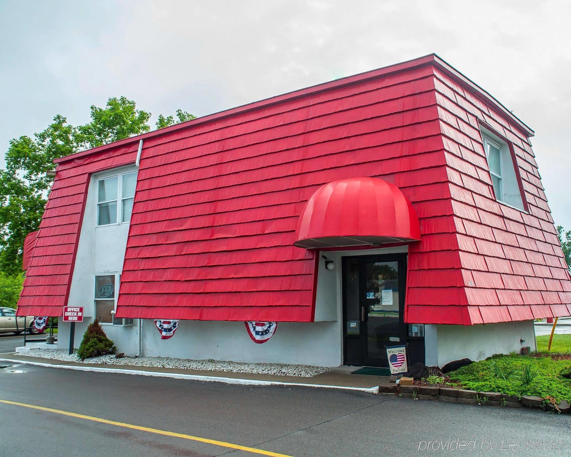 Adirondack Efficiencies Hotel Watertown Exterior foto